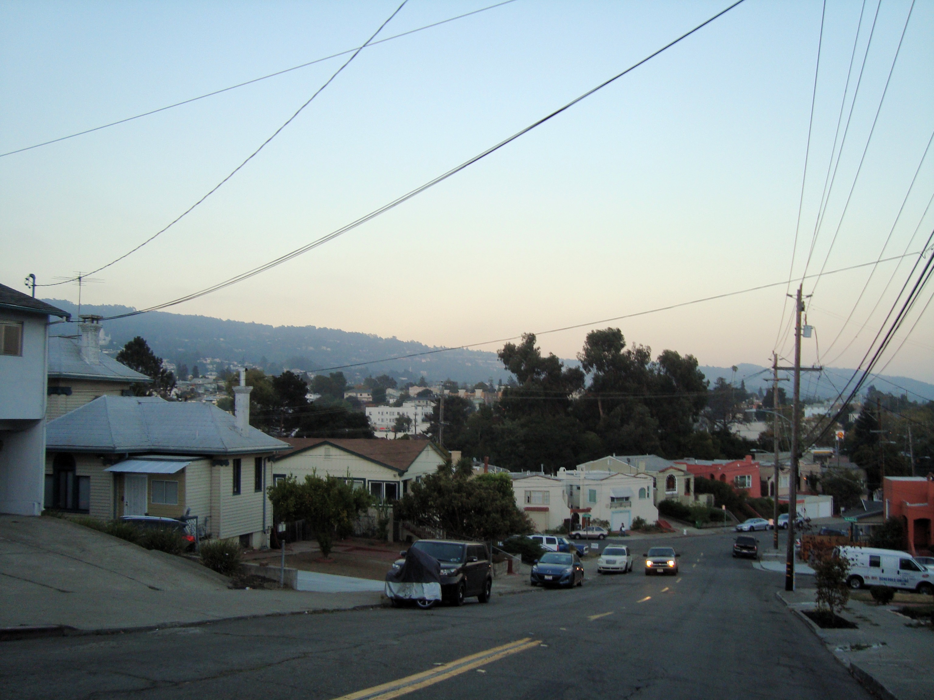 Information about "DSC02654.JPG" on dimond district Oakland LocalWiki